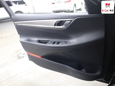 2022 - hyundai grandeur