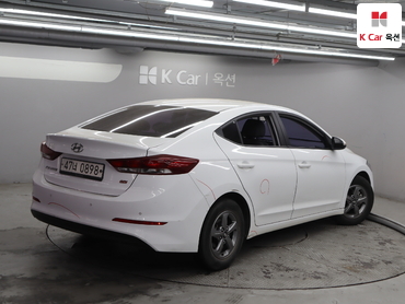 2016 - hyundai avante