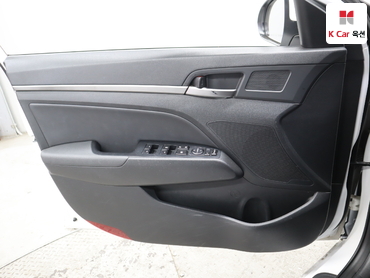 2016 - hyundai avante