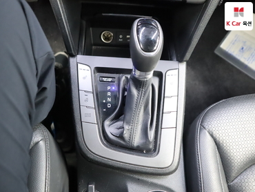 2016 - hyundai avante