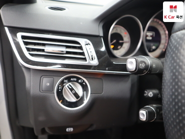 2015 - mercedes-benz e300