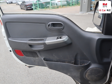 2016 - kia bongo iii