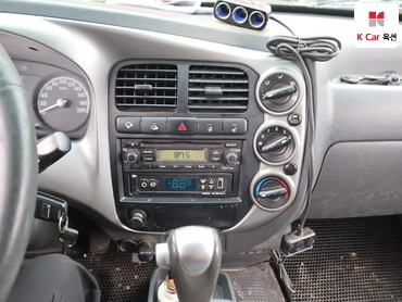 2016 - kia bongo iii
