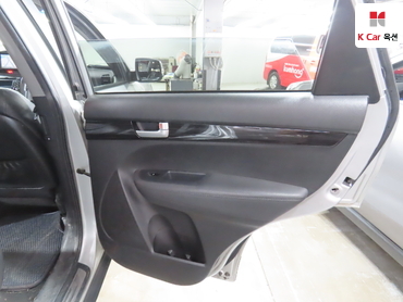 2011 - kia sorento