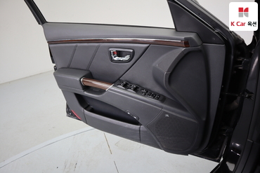 2010 - hyundai grandeur