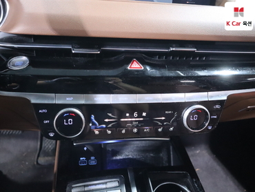 2021 - genesis g80