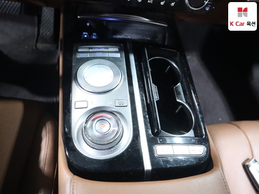 2021 - genesis g80