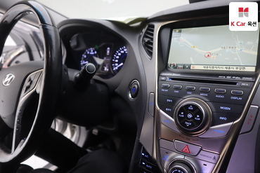 2011 - hyundai grandeur