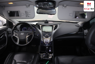 2011 - hyundai grandeur
