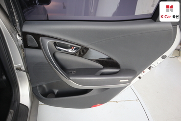 2011 - hyundai grandeur