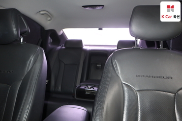 2011 - hyundai grandeur