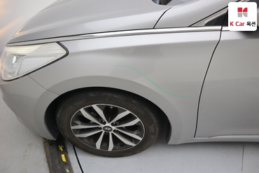 2011 - hyundai grandeur