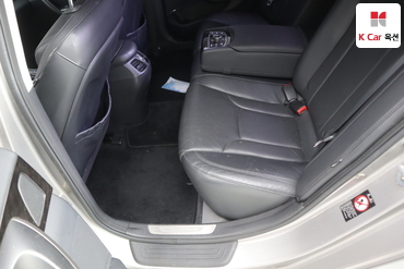 2011 - hyundai grandeur
