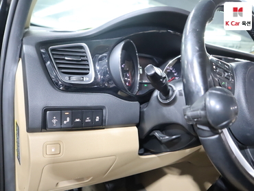 2018 - kia carnival