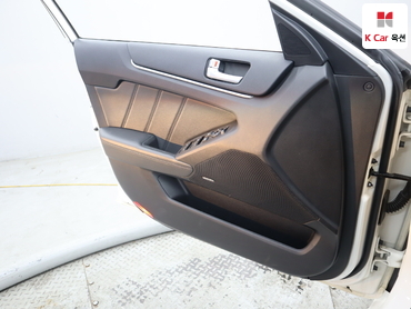 2012 - kia k7