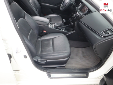 2012 - kia k7