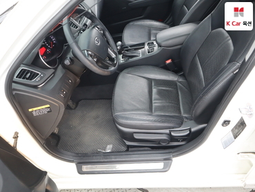 2012 - kia k7