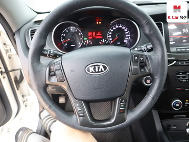 2012 - kia k7