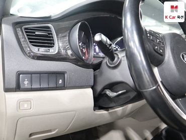2019 - kia carnival