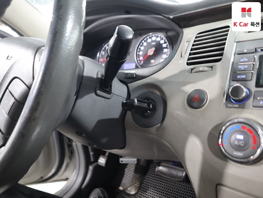 2010 - hyundai grandeur