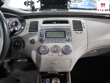 2010 - hyundai grandeur