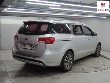 2017 - kia carnival