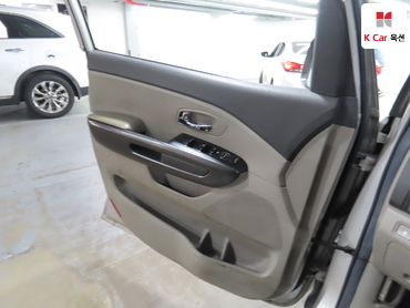 2017 - kia carnival