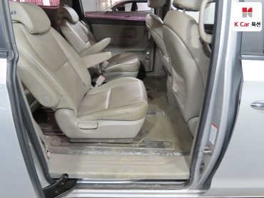 2017 - kia carnival