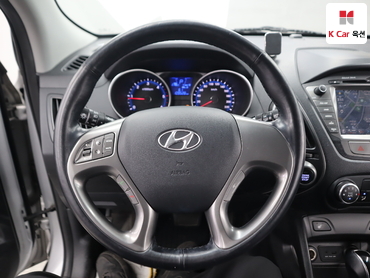 2015 - hyundai tucson