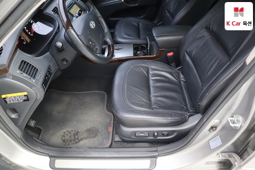 2010 - hyundai grandeur