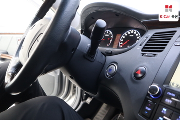 2010 - hyundai grandeur