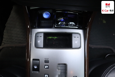 2010 - hyundai grandeur