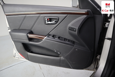 2010 - hyundai grandeur