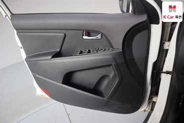 2014 - kia sportage