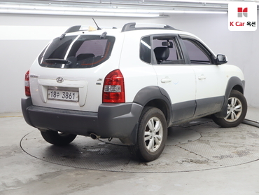2009 - hyundai tucson