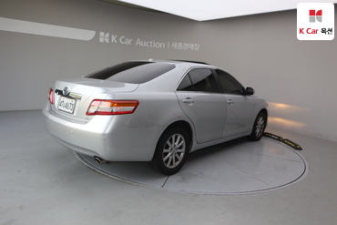 2011 - toyota camry