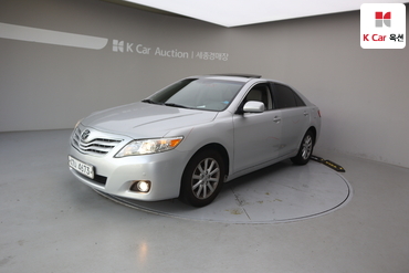 2011 - toyota camry