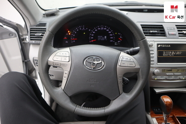 2011 - toyota camry