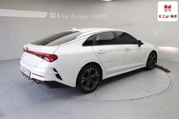 2020 - kia k5