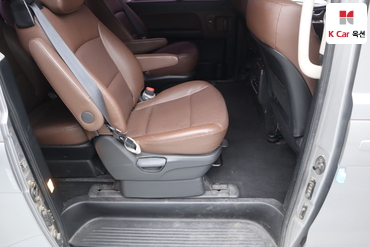 2019 - hyundai grand starex