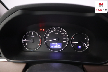 2019 - hyundai grand starex