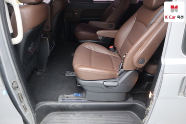 2019 - hyundai grand starex