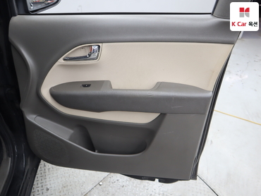 2012 - kia ray
