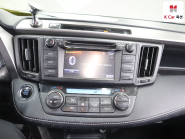 2016 - toyota rav4