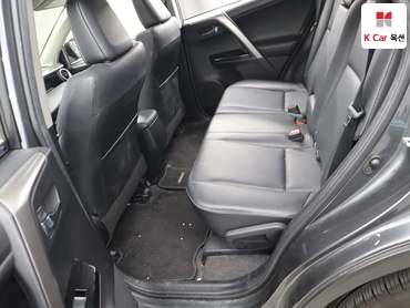 2016 - toyota rav4