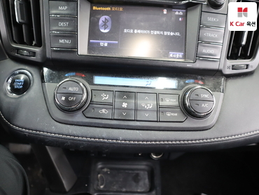 2016 - toyota rav4