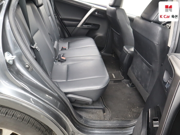 2016 - toyota rav4