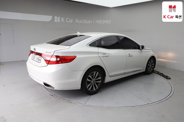 2012 - hyundai grandeur
