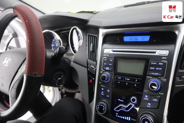 2010 - hyundai sonata
