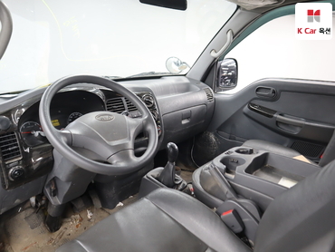 2012 - kia bongo iii